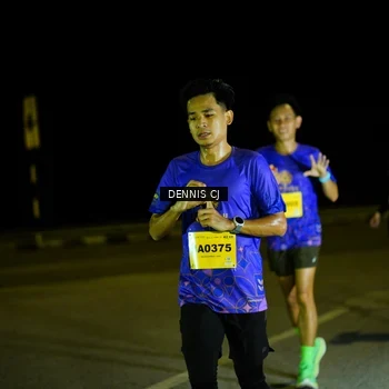 Runner Photo 3082413