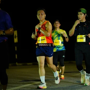 Runner Photo 3082530