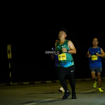 Runner Photo 3082601