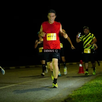 Runner Photo 3082645