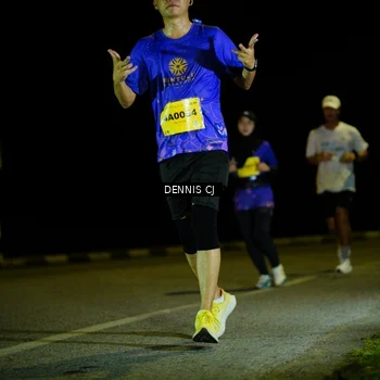 Runner Photo 3082677