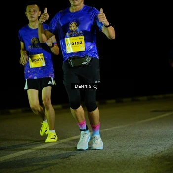 Runner Photo 3082738