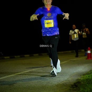Runner Photo 3082796