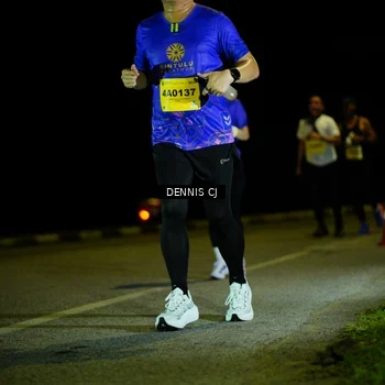 Runner Photo 3082800