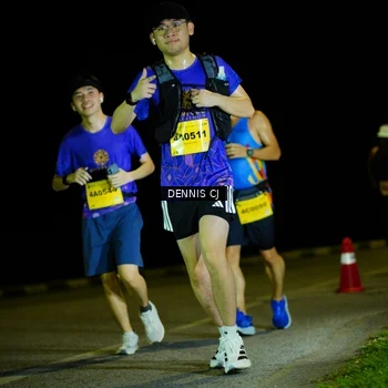 Runner Photo 3082997