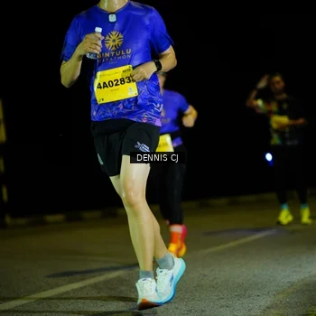 Runner Photo 3083043