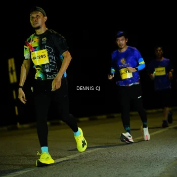 Runner Photo 3083057