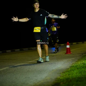 Runner Photo 3083135