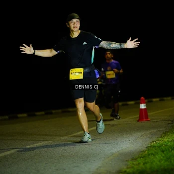 Runner Photo 3083138