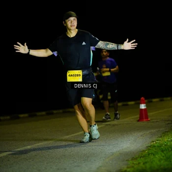 Runner Photo 3083139