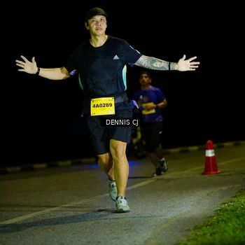 Runner Photo 3083144