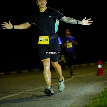 Runner Photo 3083148