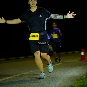 Runner Photo 3083153