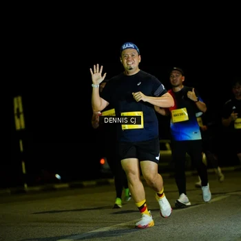 Runner Photo 3083337