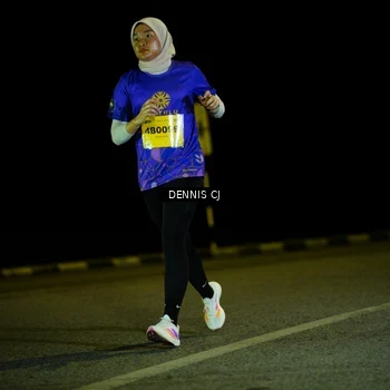 Runner Photo 3083377