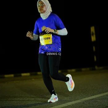 Runner Photo 3083383