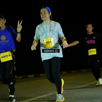 Runner Photo 3083427