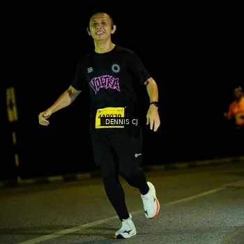 Runner Photo 3083436