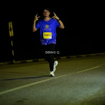 Runner Photo 3083476