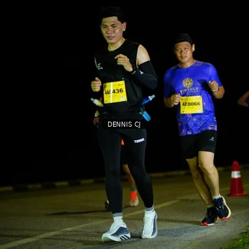 Runner Photo 3083592