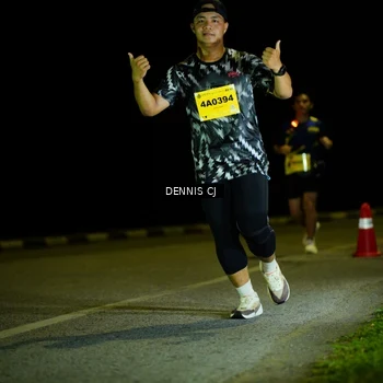 Runner Photo 3083611
