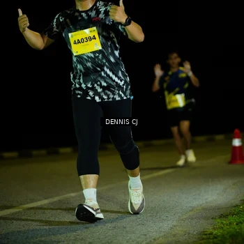 Runner Photo 3083618