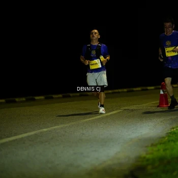 Runner Photo 3083696