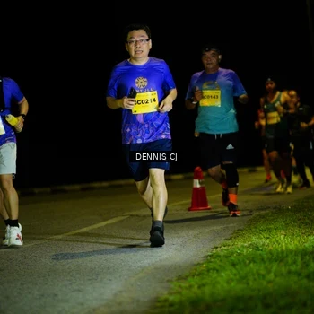 Runner Photo 3083703