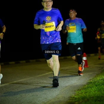Runner Photo 3083706