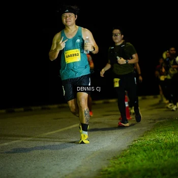 Runner Photo 3083721