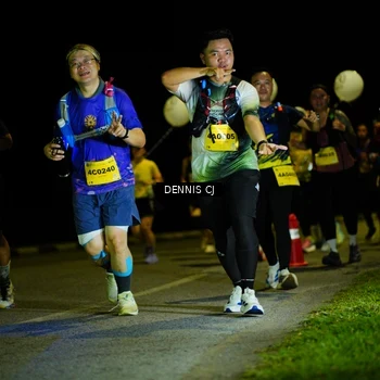 Runner Photo 3083759