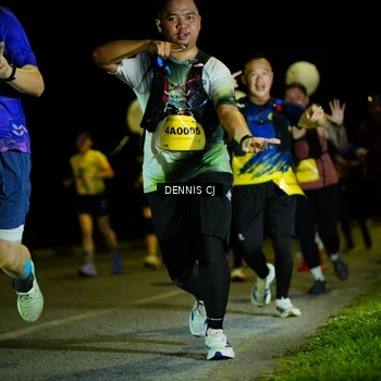 Runner Photo 3083775