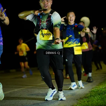 Runner Photo 3083778