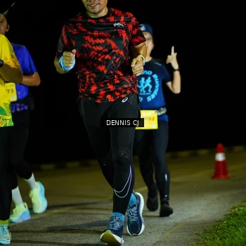 Runner Photo 3083812