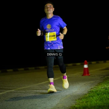 Runner Photo 3083846