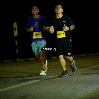 Runner Photo 3083874
