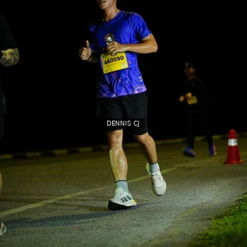 Runner Photo 3083879