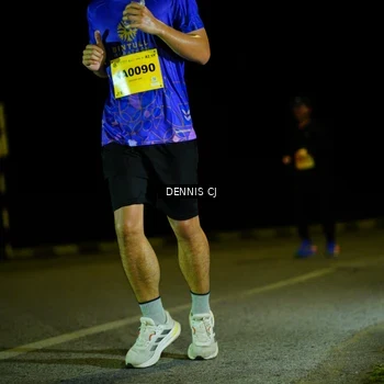 Runner Photo 3083896