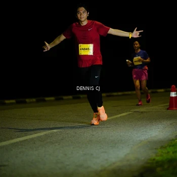 Runner Photo 3083933