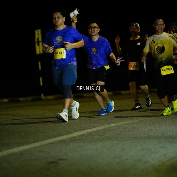 Runner Photo 3083981