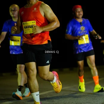 Runner Photo 3084049