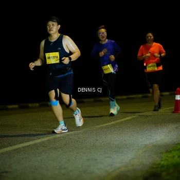 Runner Photo 3084115