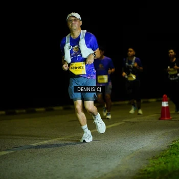 Runner Photo 3084135