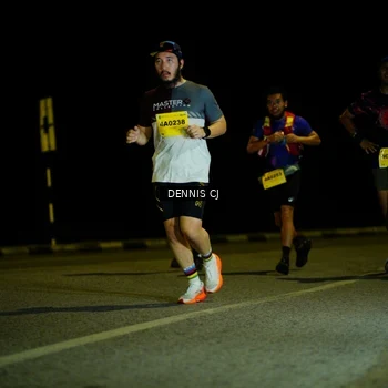 Runner Photo 3084188