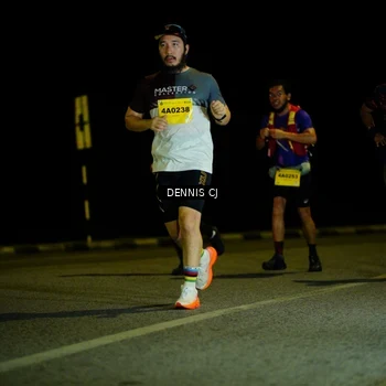 Runner Photo 3084191