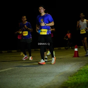 Runner Photo 3084233