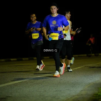 Runner Photo 3084236
