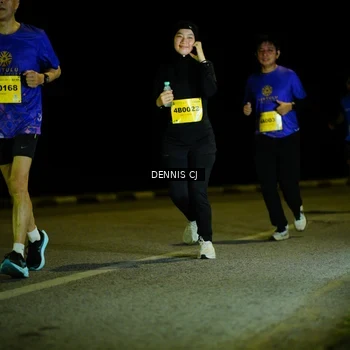 Runner Photo 3084356