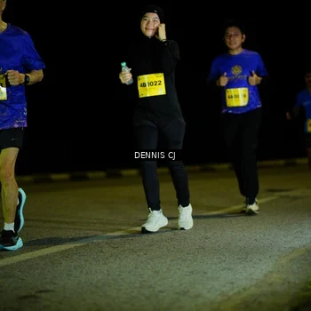 Runner Photo 3084360