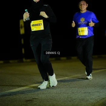 Runner Photo 3084363